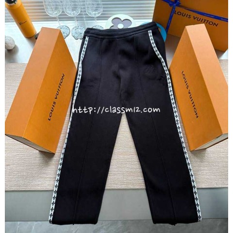루이비통 25 한정판 양털 긴바지 A13561