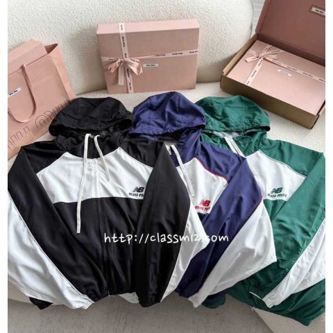 미우미우 25 한정판 긴팔 후드 자켓 A13573