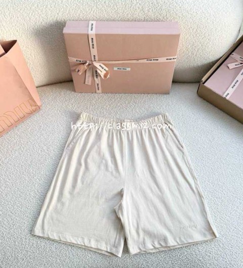 미우미우 25 한정판 여성 반바지 A13576