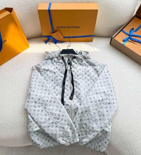 루이비통 25 한정판 긴팔 후드 자켓 A13578