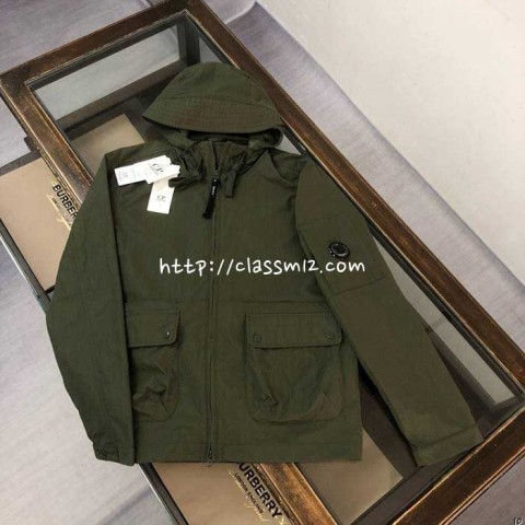 C.P 컴퍼니 25 한정판 긴팔 후드 자켓 A13631