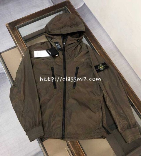 스톤아일랜드 25 한정판 Packable jacket 긴팔 후드 자켓 A13632