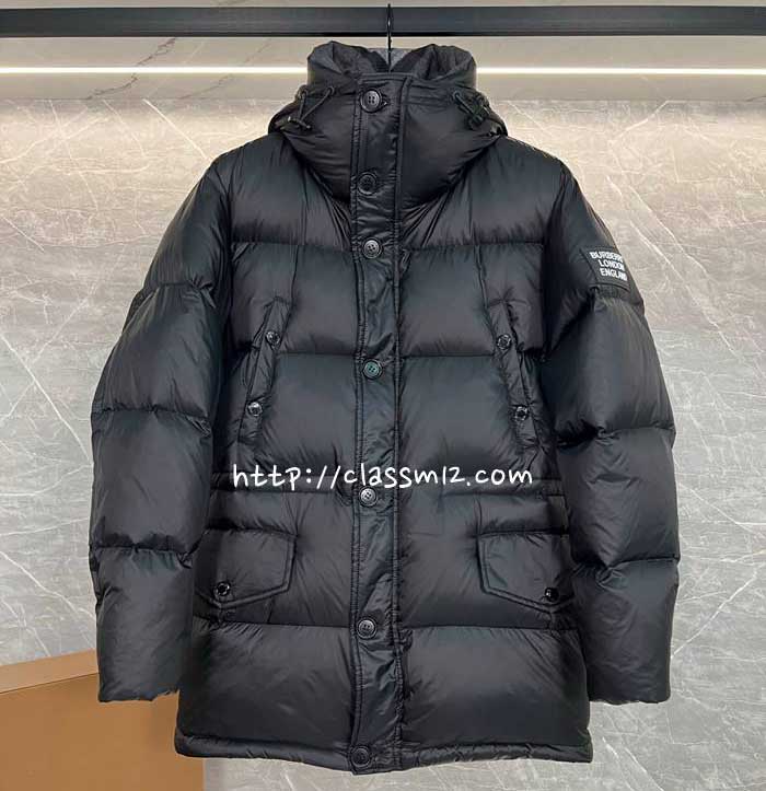 버버리 25 한정판 긴팔 후드 패딩 자켓 A13643