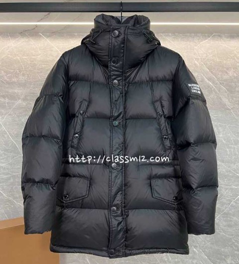 버버리 25 한정판 긴팔 후드 패딩 자켓 A13643