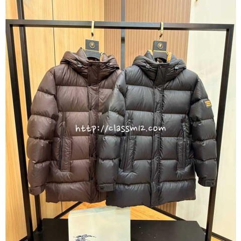 버버리 25 한정판 긴팔 후드 패딩 자켓 A13645