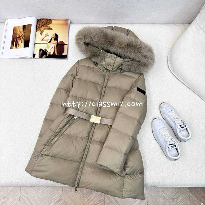 버버리 25 한정판 긴팔 후드 패딩 자켓 A13646