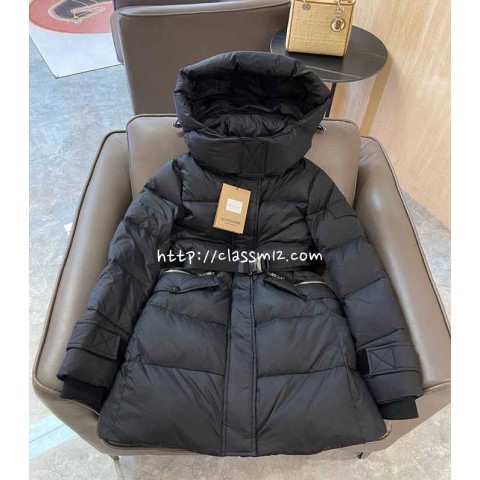 버버리 25 한정판 거위털 긴팔 후드 패딩 자켓 A13658