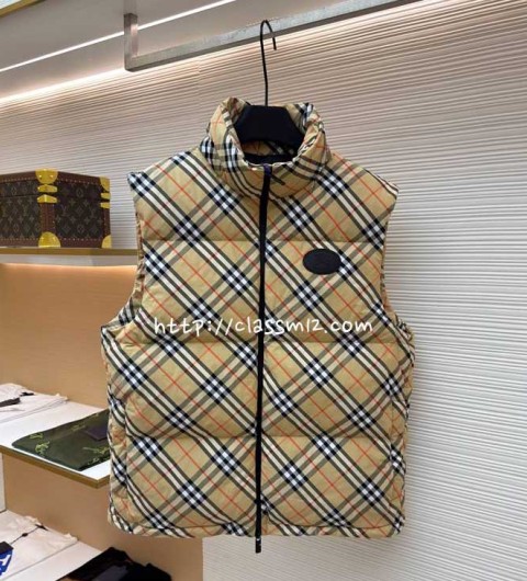 버버리 25 한정판 민소매 후드 패딩 조끼 자켓 A13665