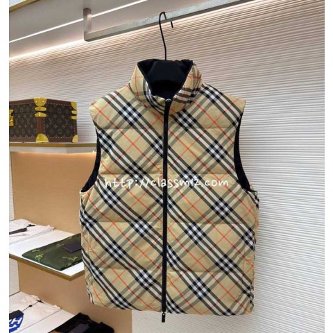 버버리 25 한정판 양면 민소매 패딩 조끼 자켓 A13666