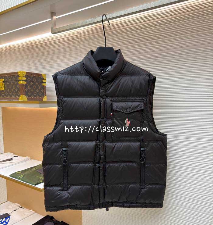 몽클레어 25 한정판 민소매 패딩 조끼 자켓 A13669