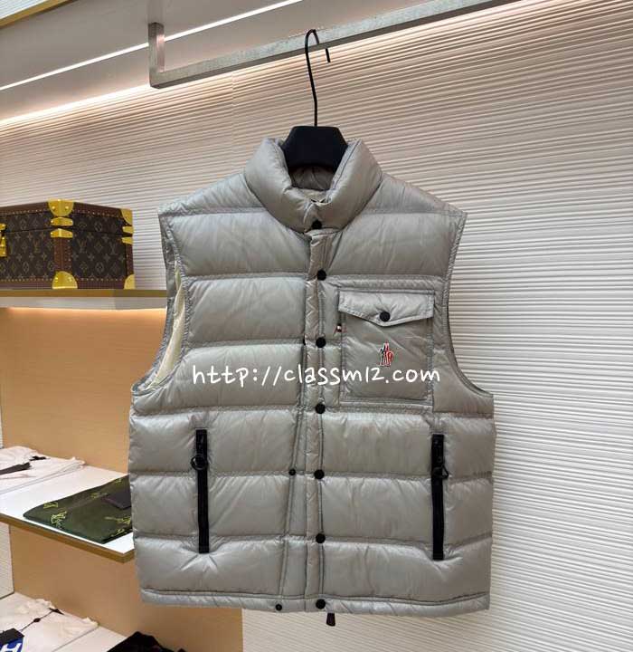 몽클레어 25 한정판 민소매 패딩 조끼 자켓 A13670