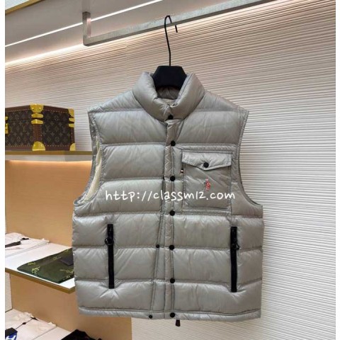 몽클레어 25 한정판 민소매 패딩 조끼 자켓 A13670