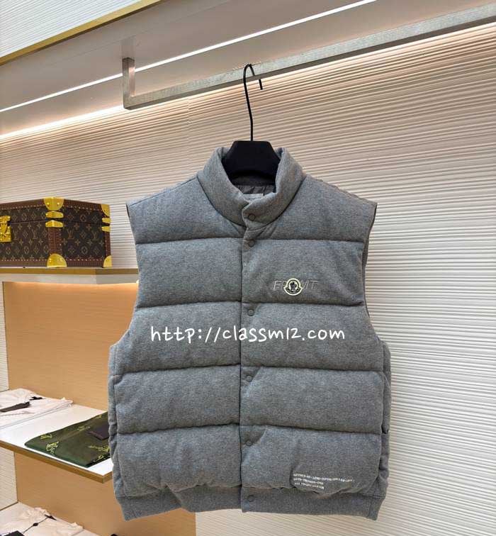 몽클레어 25 한정판 민소매 패딩 조끼 자켓 A13671