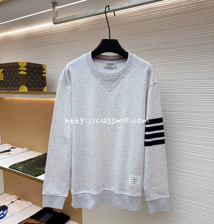 톰브라운 25 한정판 남여공용 긴팔 맨투맨 A13676