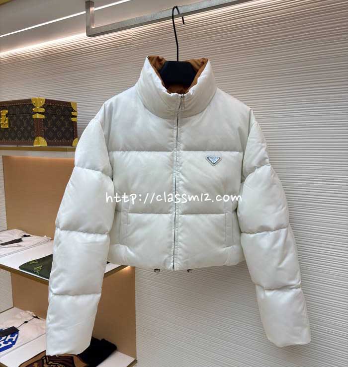 프라다 25 한정판 여성 긴팔 패딩 자켓 A13682
