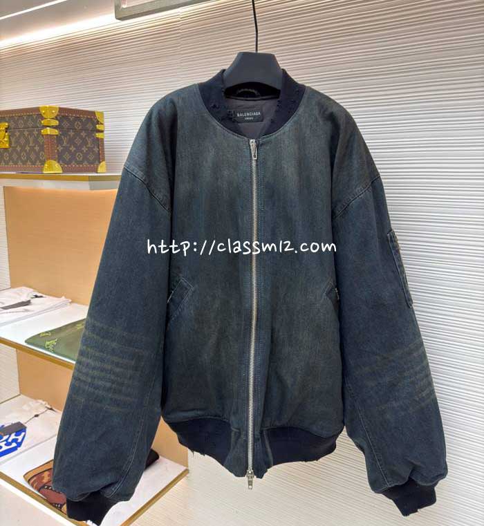 발렌시아가 25 한정판 남여공용 긴팔 자켓 A13690