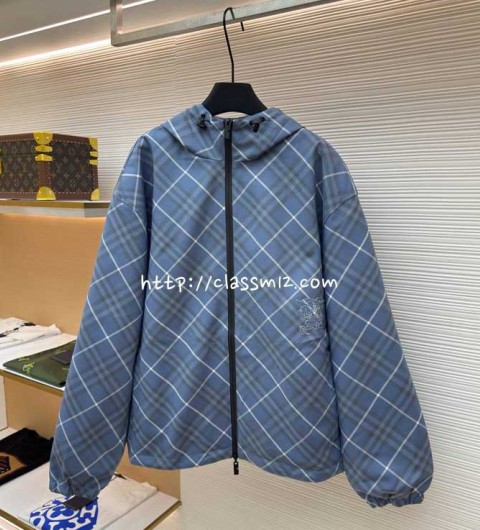 버버리 25 한정판 양면 긴팔 후드 자켓 A13693