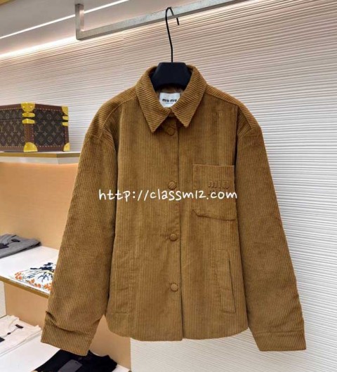 미우미우 25 한정판 남여공용 긴팔 자켓 A13735