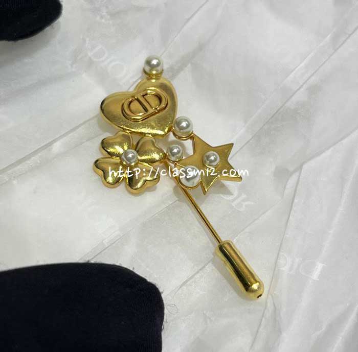 디올 25 한정판 브로치 D3249