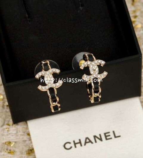 샤넬 25 한정판 귀걸이 D3254