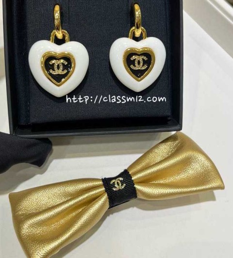 샤넬 25 한정판 vintage 귀걸이 D3260