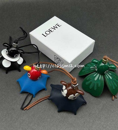 로에베 25 한정판 Loewe Puzz 키홀더 키링 D3276