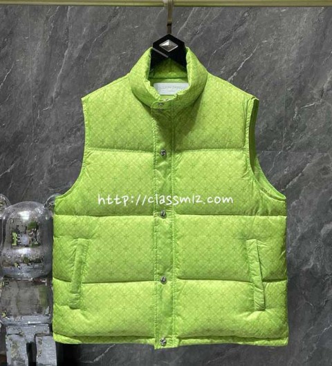 크롬하츠 25 한정판 민소매 패딩 조끼 자켓 A13819