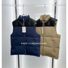 보테가베네타 25 한정판 민소매 패딩 조끼 자켓 A13850