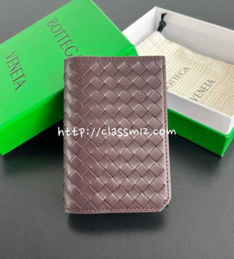 보테가베네타 25 한정판 817398 소가죽 카프스킨 여권 지갑 E899
