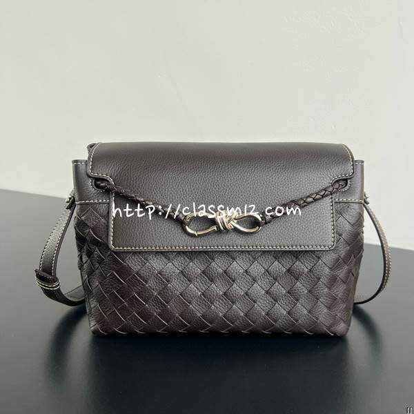 보테가베네타 25 한정판 남여공용 Small Andiamo 815781 소가죽 카프스킨 크로스백 가방 C5814