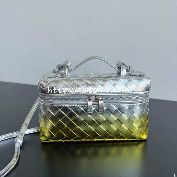 보테가베네타 25 한정판 Vanity Case 789109 소가죽 카프스킨 크로스백 가방 C5816