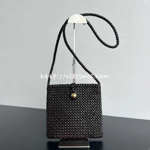 보테가베네타 25 한정판 Tosca 소가죽 카프스킨 크로스백 가방 C5818