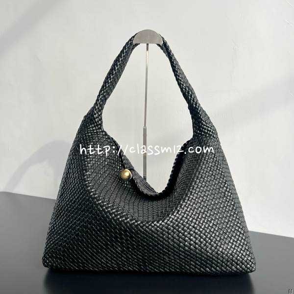 보테가베네타 25 한정판 Tosca Hop 70979 소가죽 카프스킨 크로스백 가방 C5821