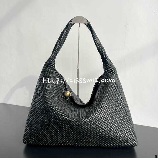 보테가베네타 25 한정판 Tosca Hop 70979 소가죽 카프스킨 크로스백 가방 C5821