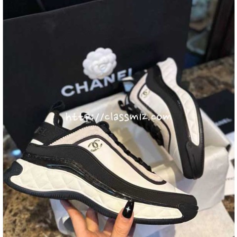 샤넬 25 한정판 여성 운동화 B5377