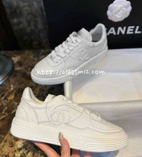샤넬 25 한정판 여성 운동화 B5379