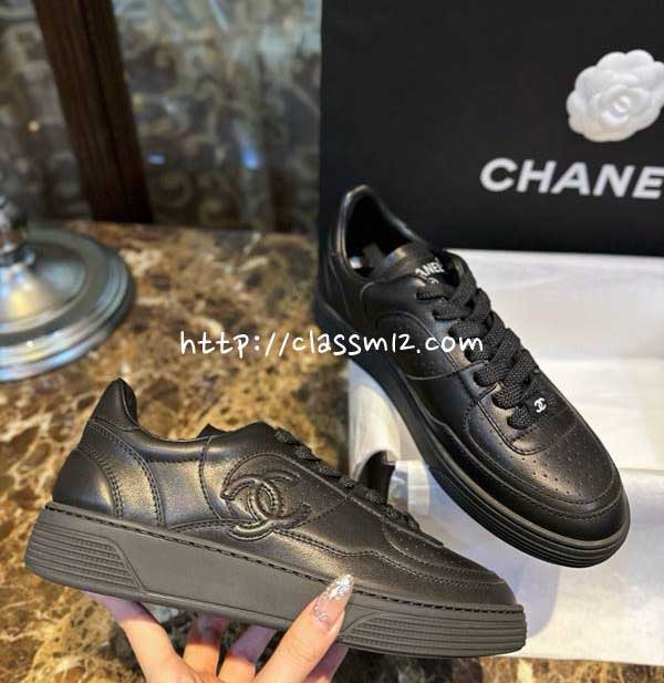 샤넬 25 한정판 여성 운동화 B5380