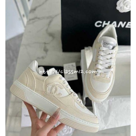 샤넬 25 한정판 여성 운동화 B5393