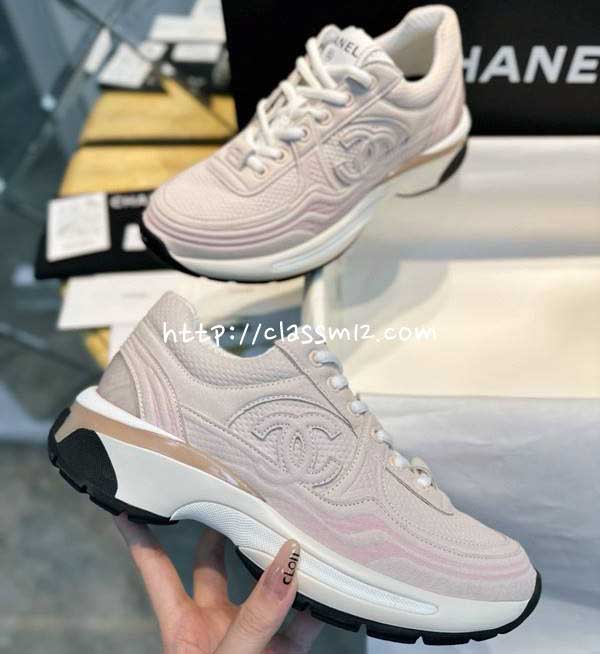 샤넬 25 한정판 여성 운동화 B5400