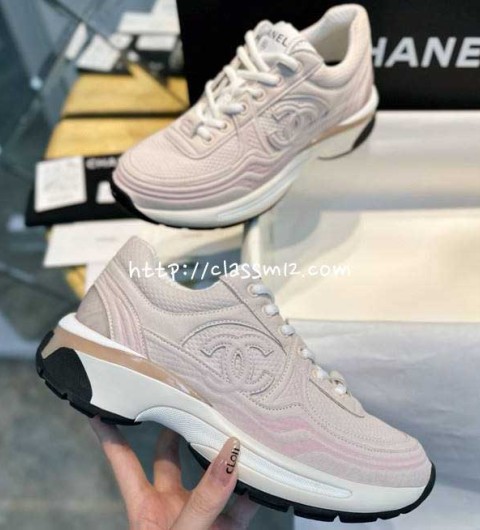 샤넬 25 한정판 여성 운동화 B5400