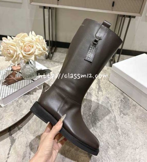 마르지엘라 25 한정판 여성 소가죽 카프스킨 부츠 B5406