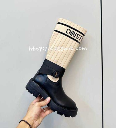 디올 25 한정판 여성 소가죽 카프스킨 부츠 B5413
