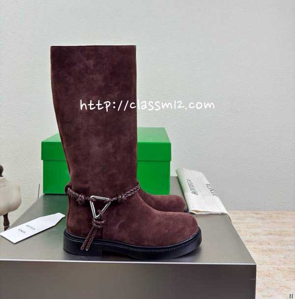 보테가베네타 25 한정판 여성 소가죽 카프스킨 부츠 B5414