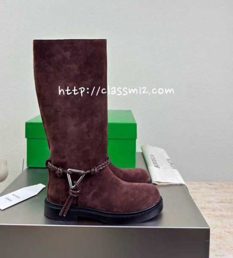 보테가베네타 25 한정판 여성 소가죽 카프스킨 부츠 B5414