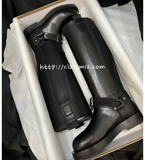 버버리 25 한정판 여성 소가죽 카프스킨 부츠 B5421