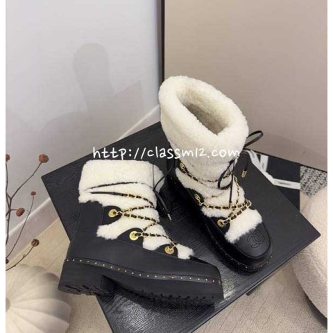 샤넬 25 한정판 여성 소가죽 카프스킨 부츠 B5426
