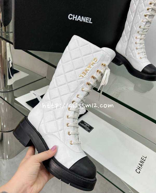 샤넬 25 한정판 여성 양가죽 램스킨 부츠 B5430