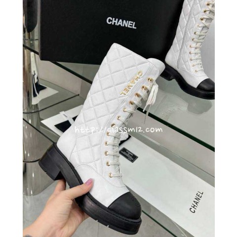 샤넬 25 한정판 여성 양가죽 램스킨 부츠 B5430