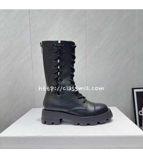 디올 25 한정판 여성 소가죽 카프스킨 부츠 B5432