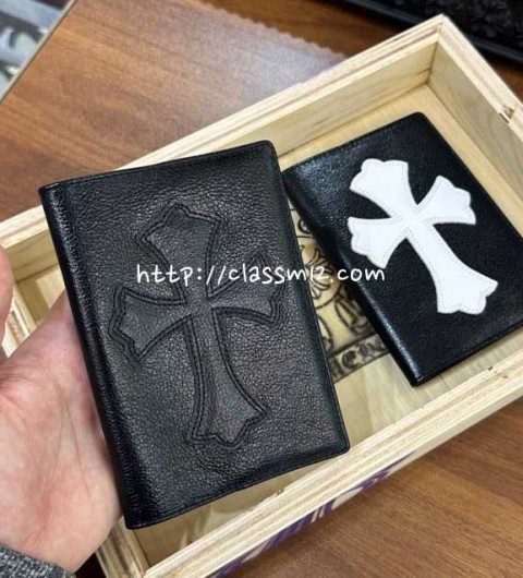 크롬하츠 25 한정판 소가죽 카프스킨 여권 지갑 E911